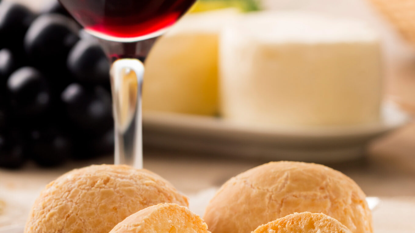 Pão de Queijo e Vinho
